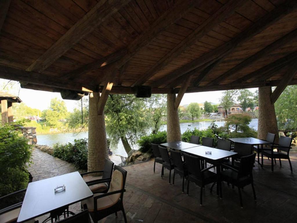 Pasha Garni Hotel Laktasi Exterior photo